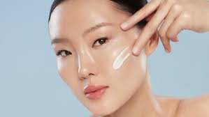 Between Kitchen Remedies and Clinic Visits Finding the Safer Path for Your Skin